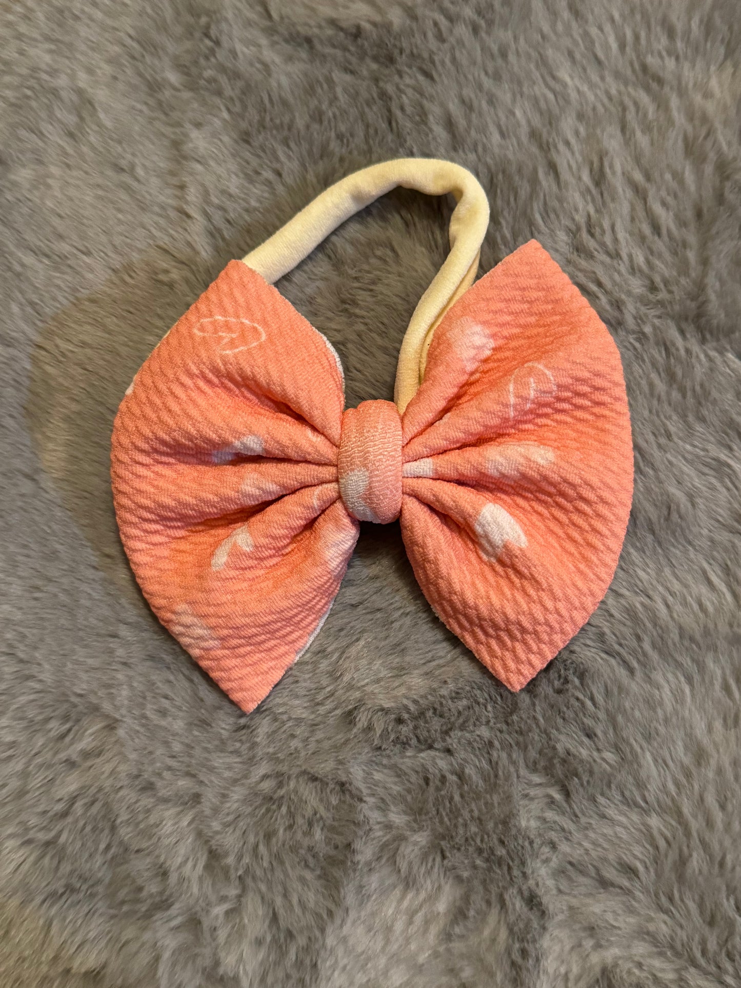 Sweetheart Bow 4in