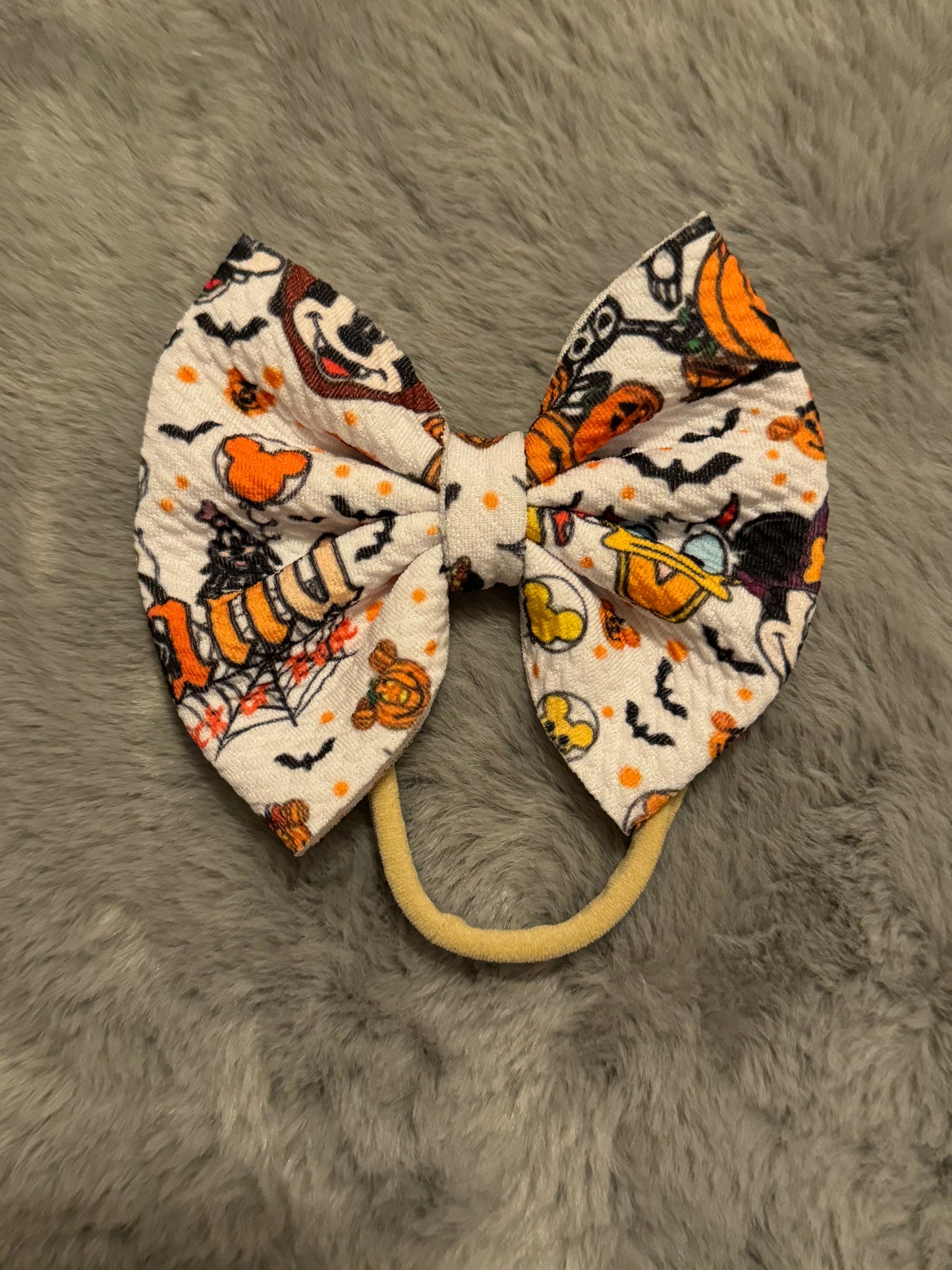 Spooky Mickey & Donald Vamp Bow 4in