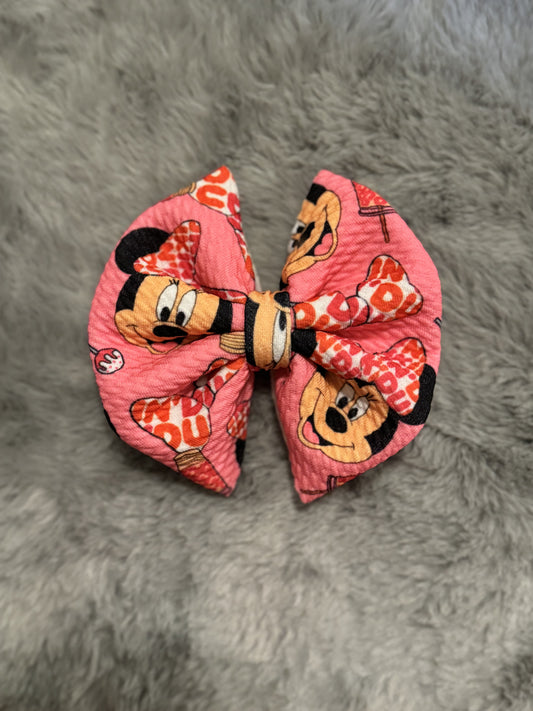 Minnie Runs on Dunkin’ Bow 4in