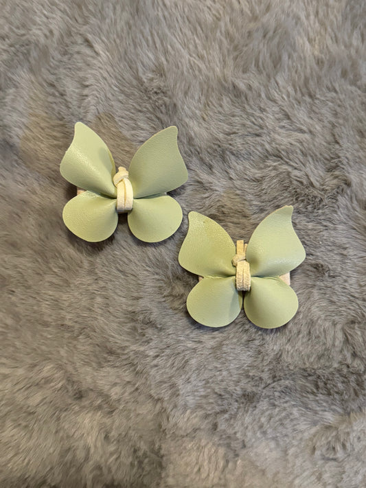 Leather Flutter Piggie Bows (Green)