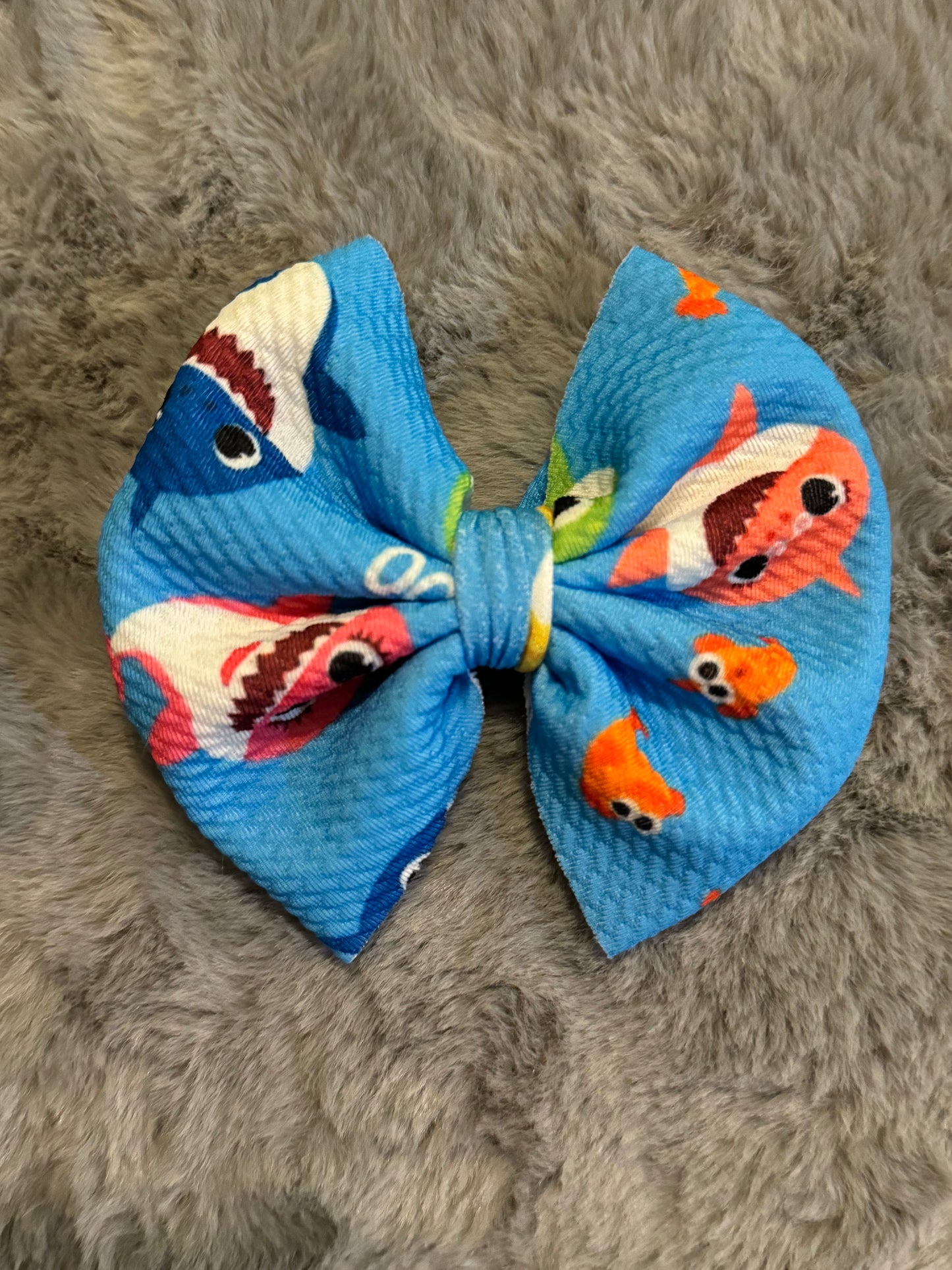 Jawsome Baby Bow 4in