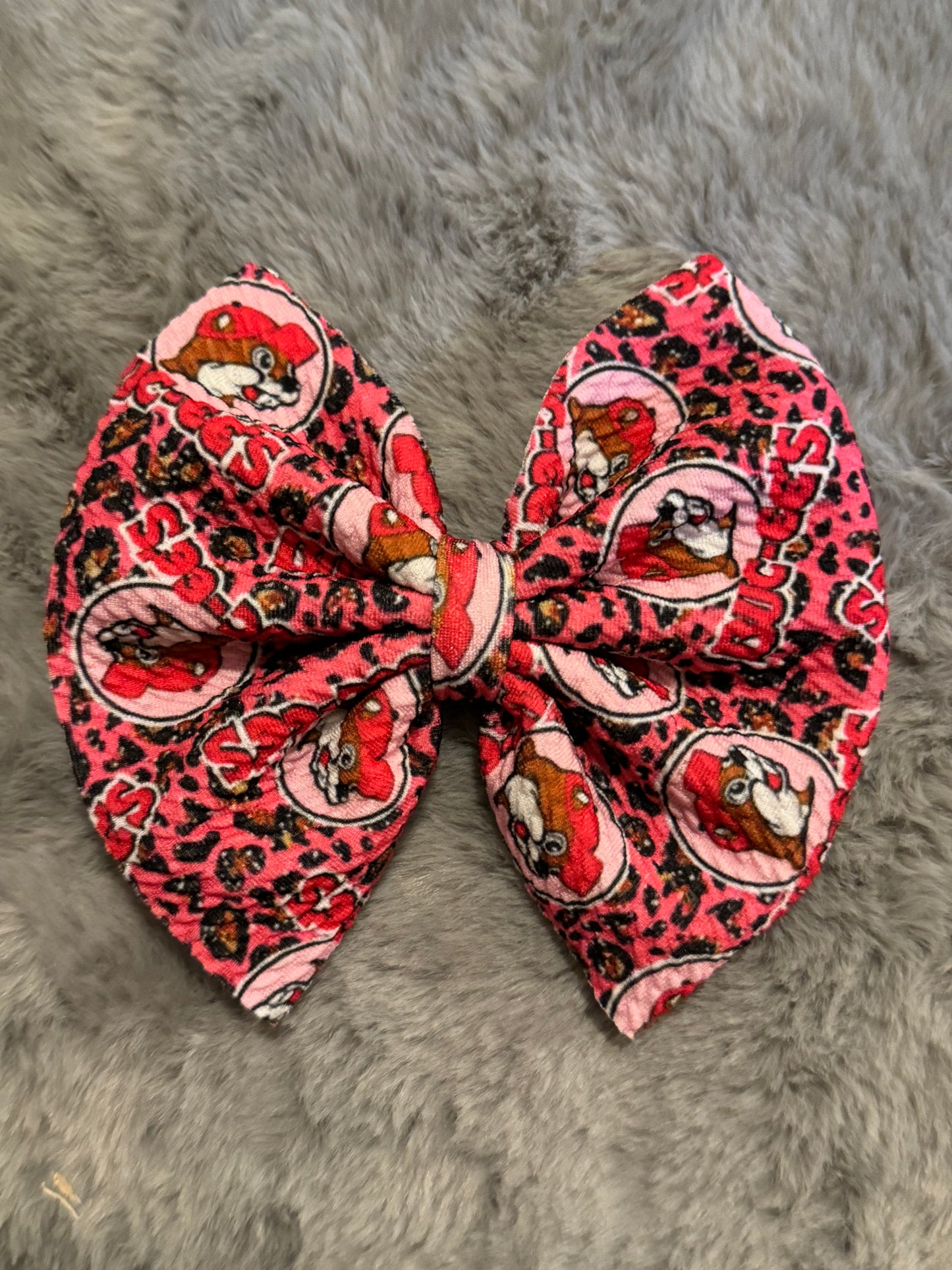 Wild Buc-ee Babe Bow 5in